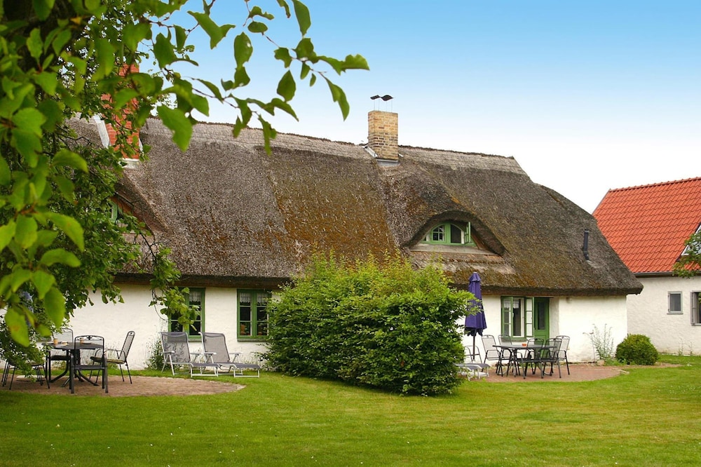 Reihenhaus Vieregge in Deutschland mit Terrasse