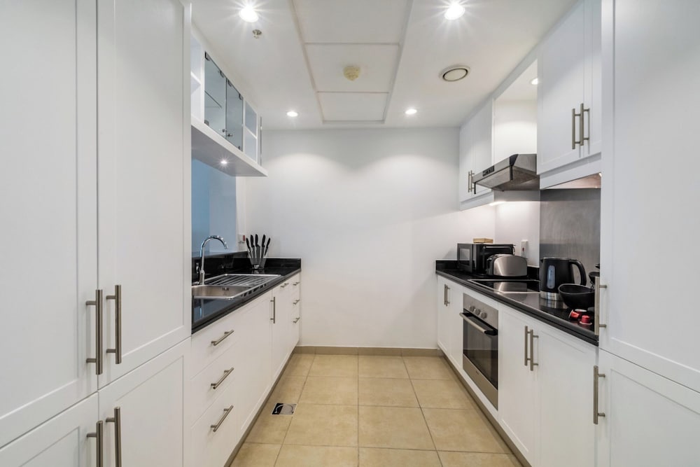 GLOBALSTAY The Residences Tower 1