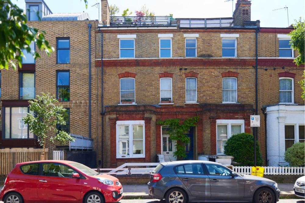 The Lanhill Road Crib - Dazzling 2bdr Flat With Garden