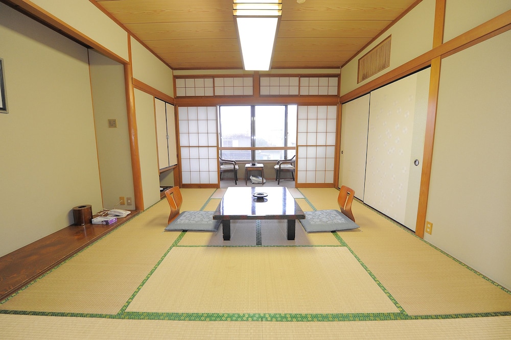 Yugawara Onsen Ryokan Greenso