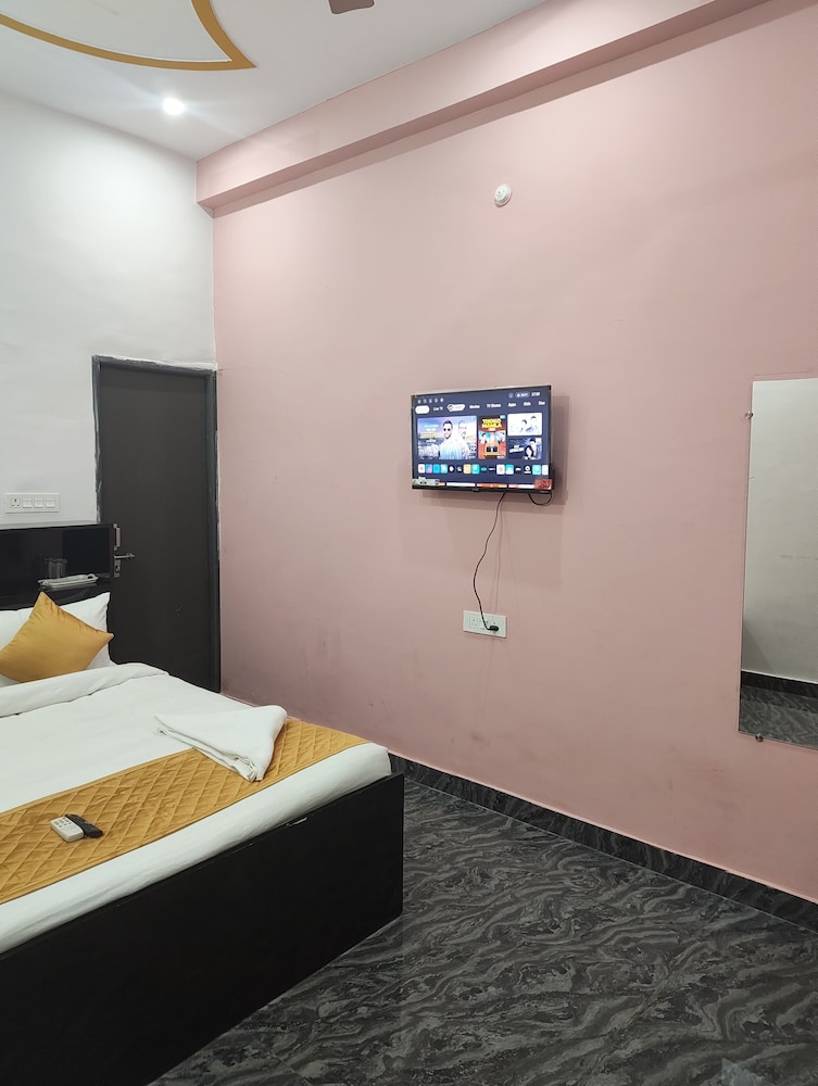 HOTEL PRICELESS AMITY UNIVERSITY LUCKNOW