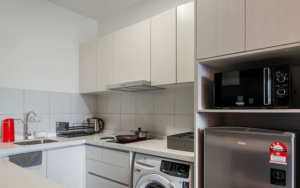 Chambers Residence, Sunway Putra Mall