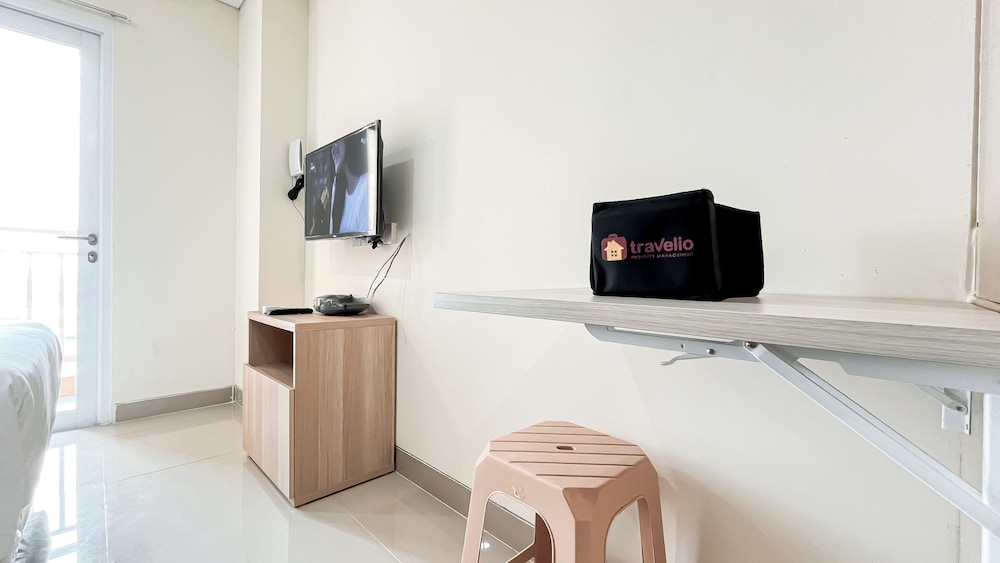 Simply And Homey Studio Room Apartment B Residence