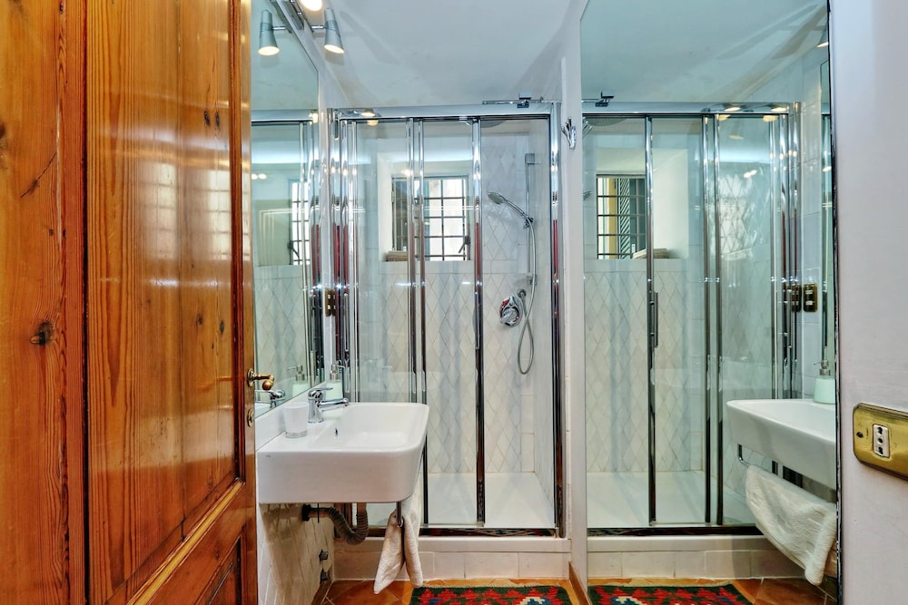 Treasurerome Colosseum Terrace 2BR