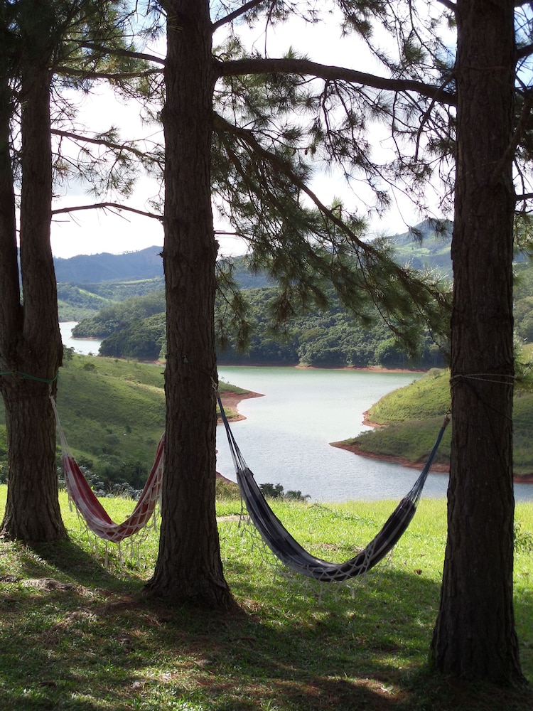 Pousada Canto do Lago