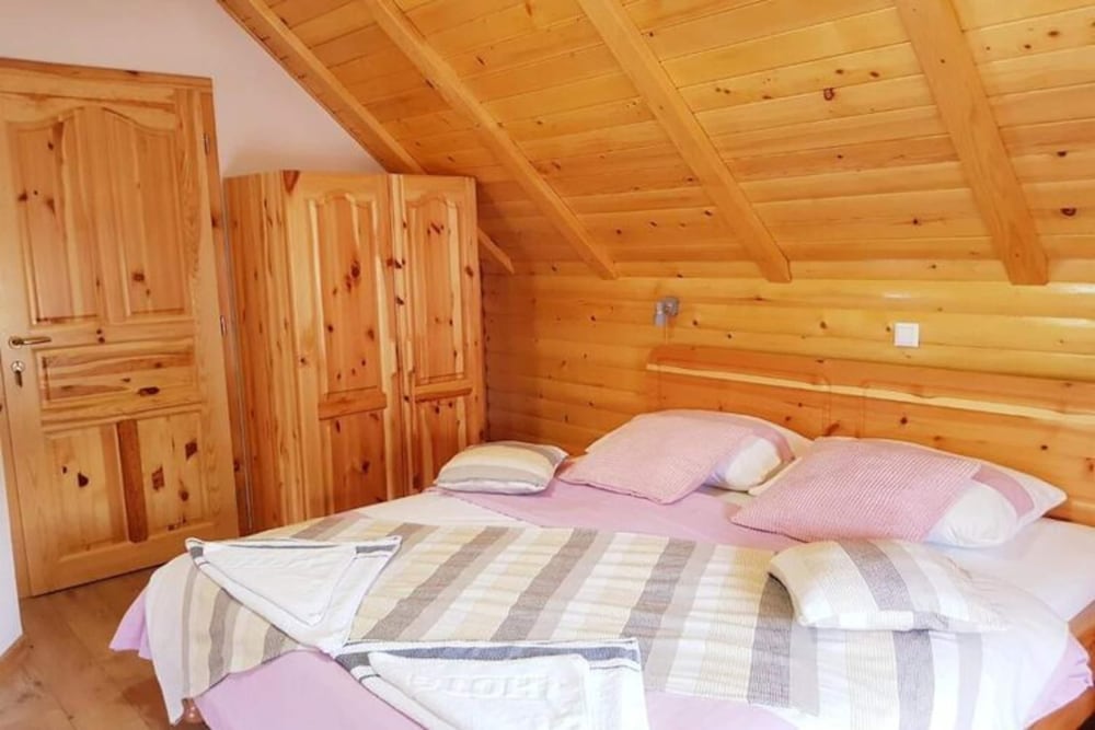 Green Valley Guesthouse in Jezerce