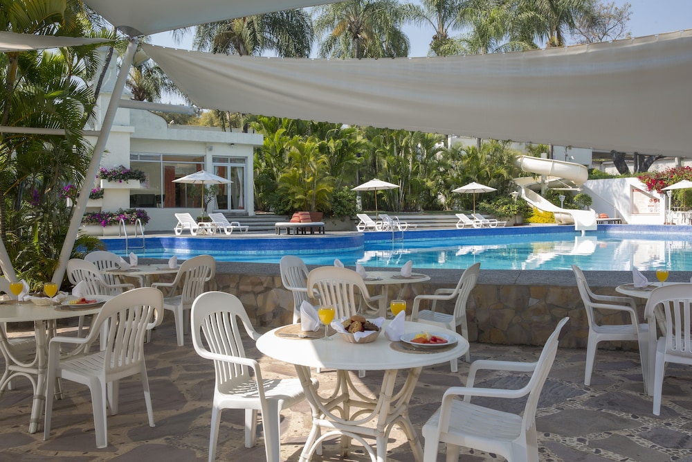 Obsidian Residence Club