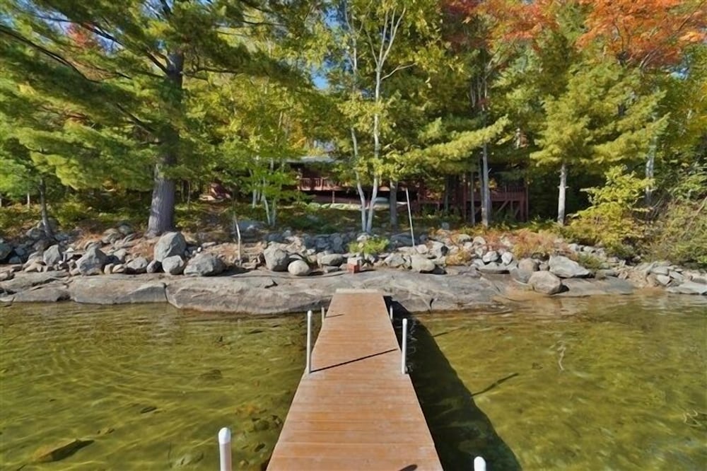 282 Papineau Lake 3 Bedroom Cottage