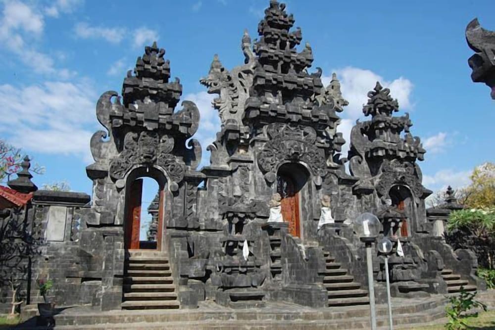 Pranajaya Villa