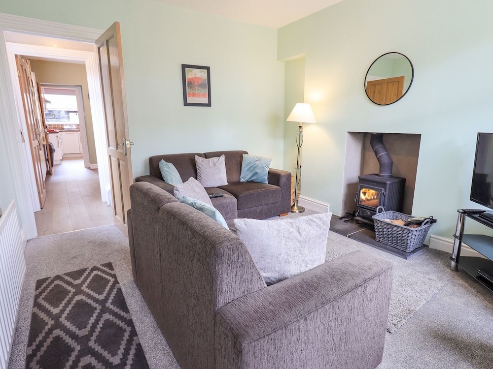 Woolly End Cottage