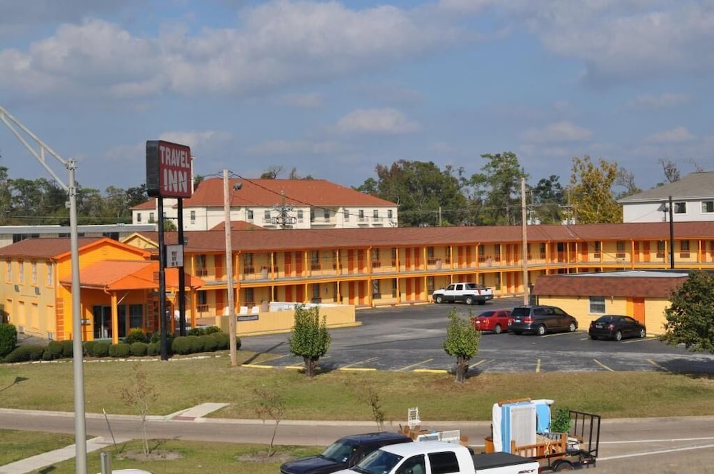 Travel Inn Motel - main view