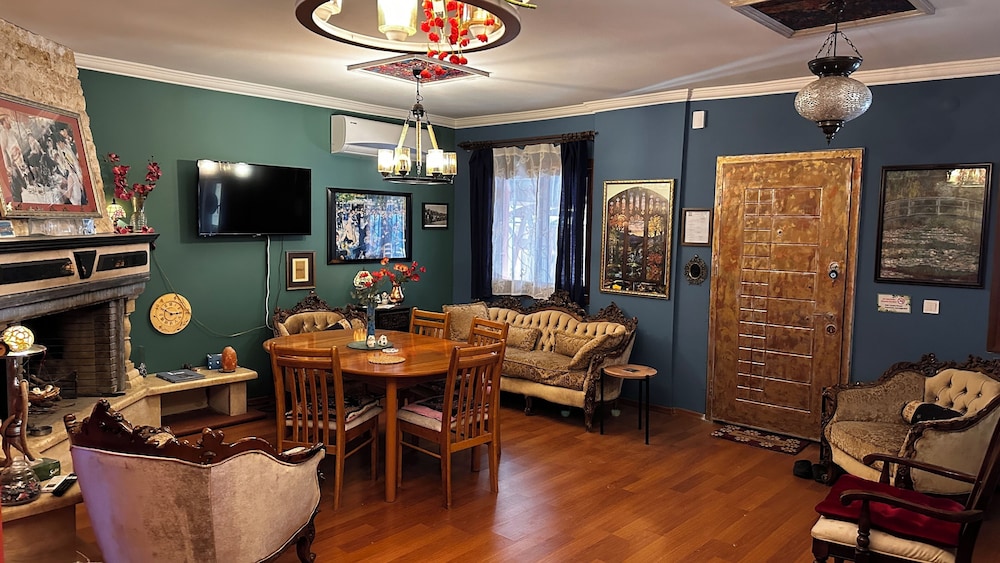 Efes Linden House