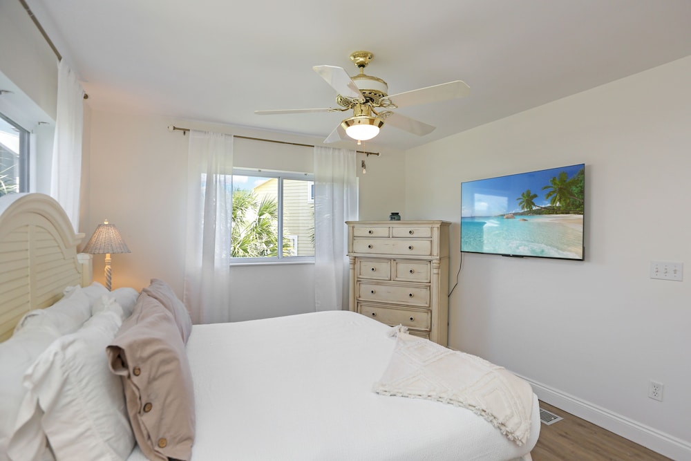 Seaside Retreat view 2