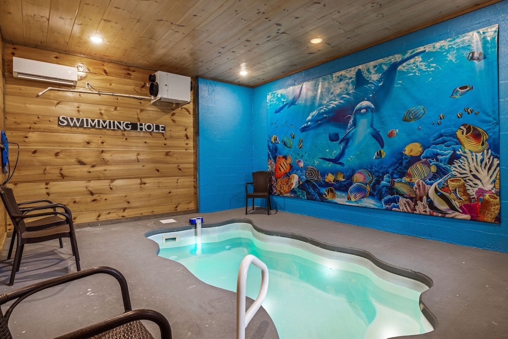 Smoky Blue Haven 3 Bedroom Cabin