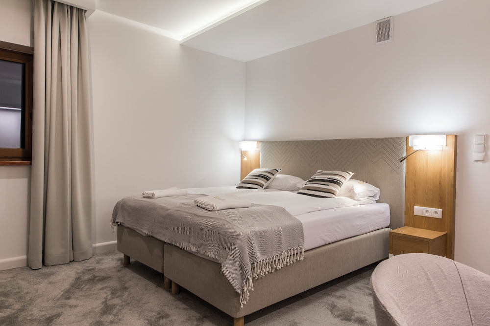 Photo 52