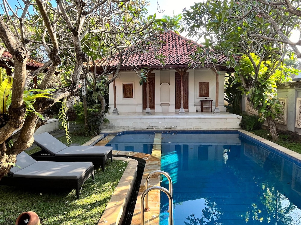 Puri Kedaton Batujimbar Sanur