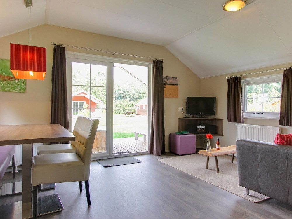 Cozy Cottage With Dishwasher, Near Utrecht view 5