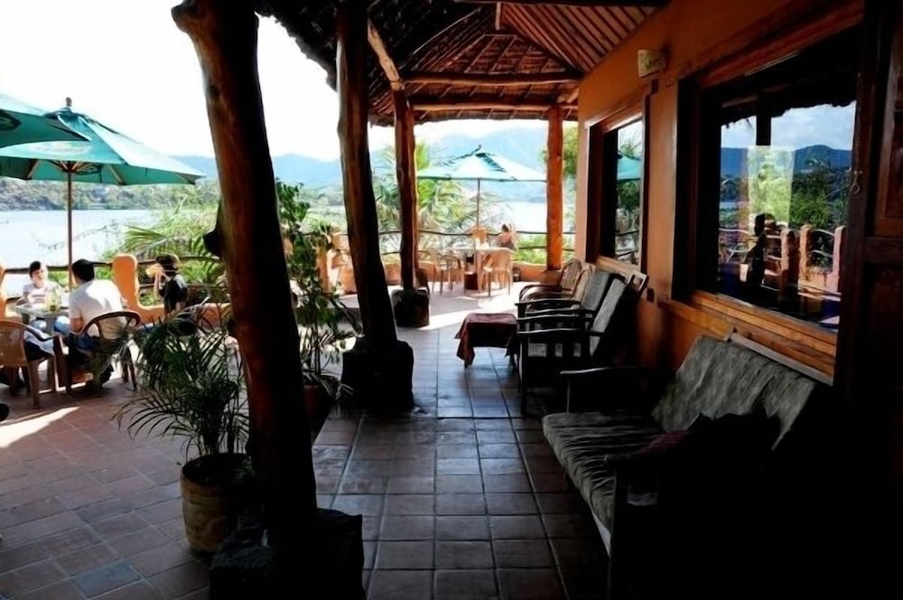 Hotel y Restaurante Bambu