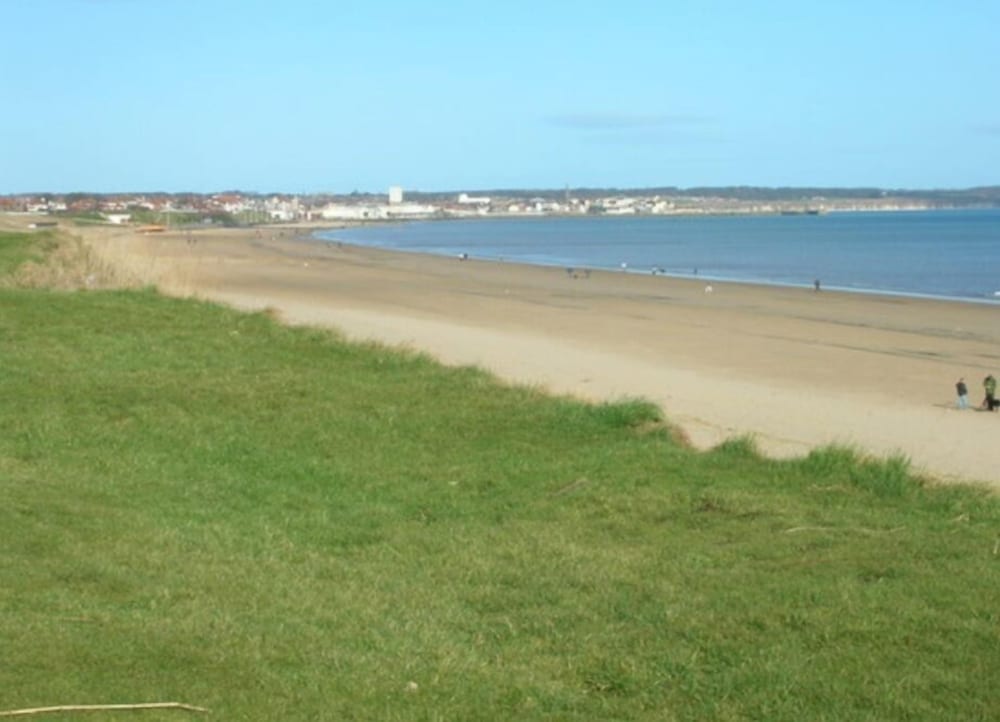 Captivating 2-bed Apartment in Bridlington view 3
