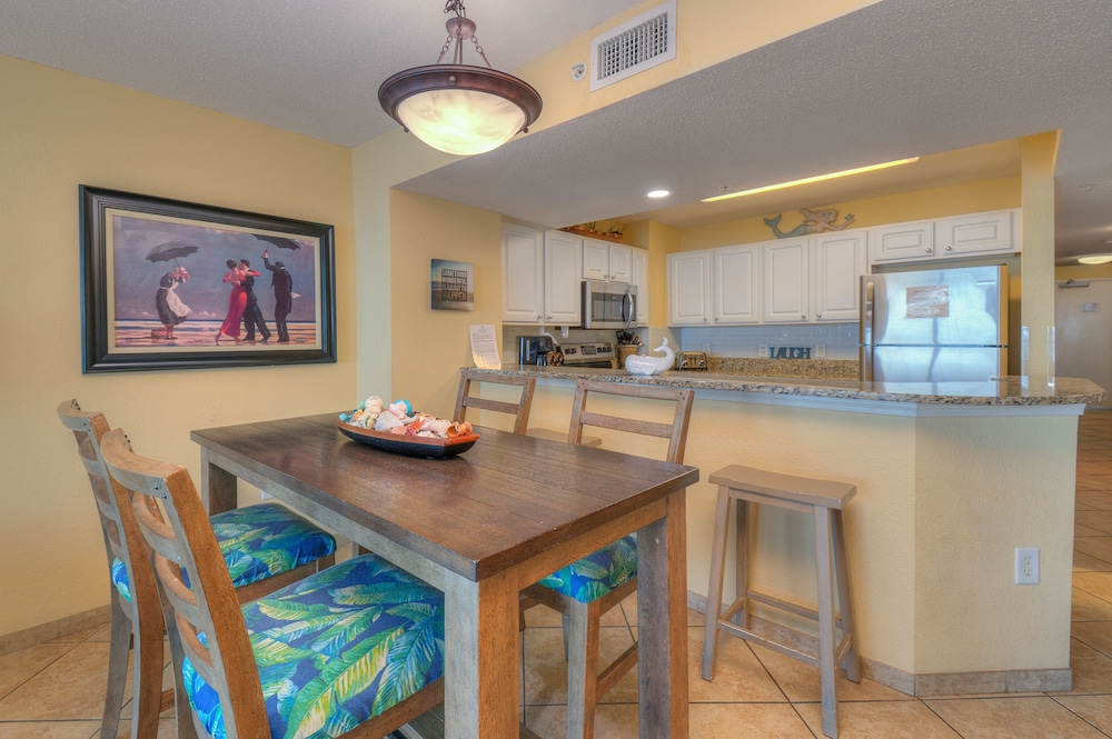 Grand Atlantic by Elliott Beach Rentals