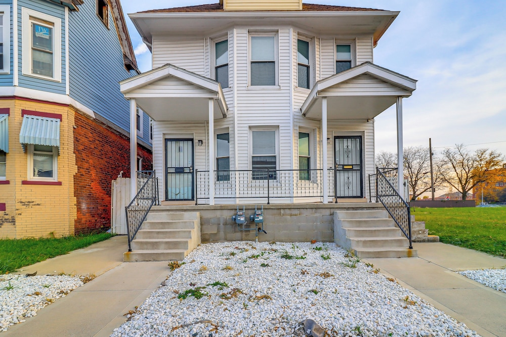Downtown Detroit Townhome Near North End! view 4