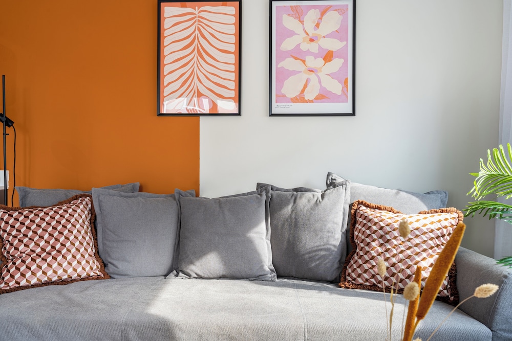 Local Host Living - Signature Apartments in Nicosia