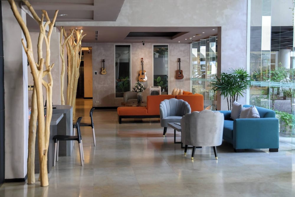 Peaceful and Quiet Apartment on Changklan Road