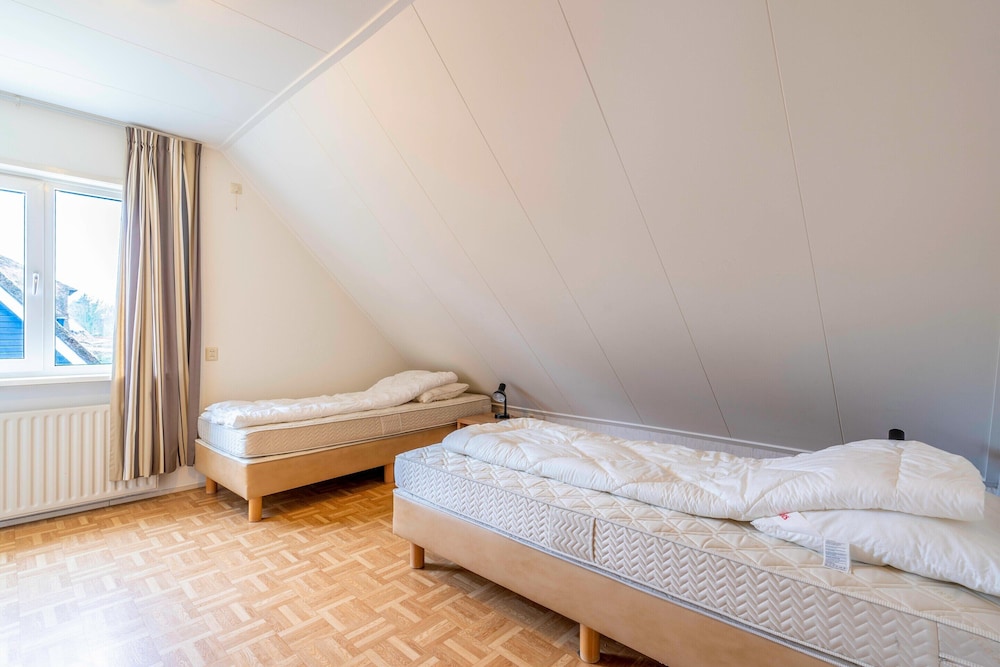 Modern and Attractive Holiday Home for 6 People