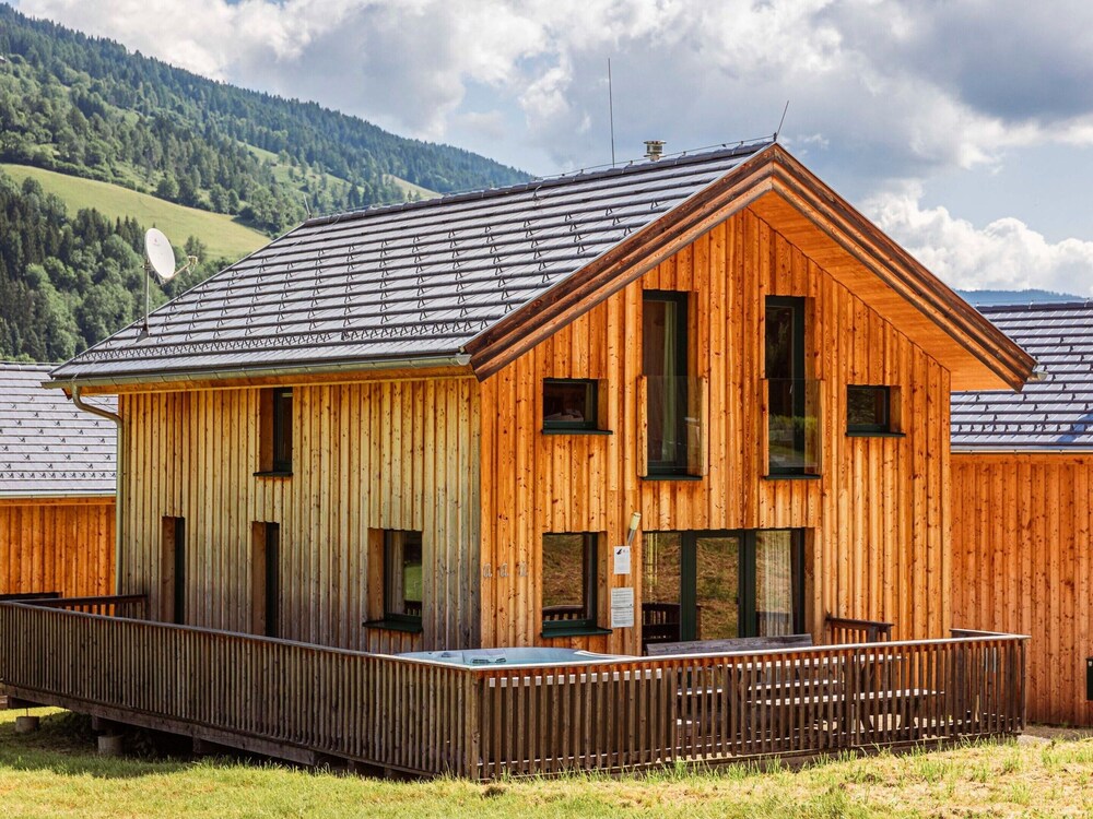 Modern Chalet With Infrared Sauna