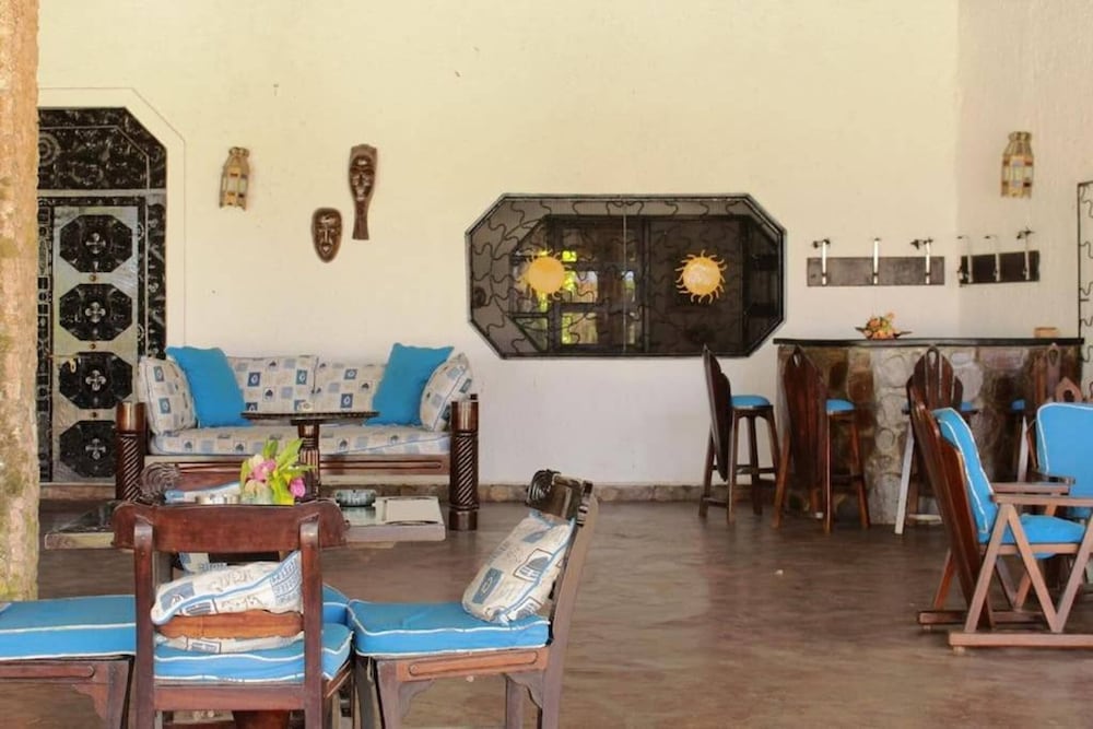 Beach Location Luxury Villa view 5
