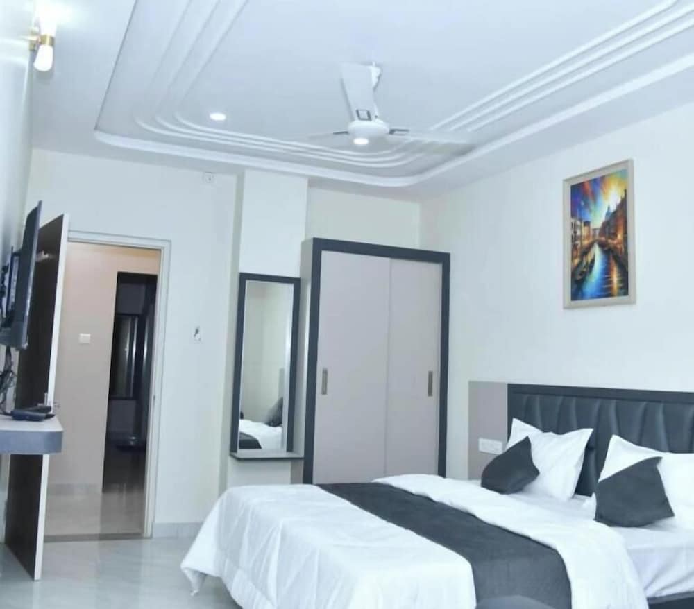 HOTEL SHIVANSH