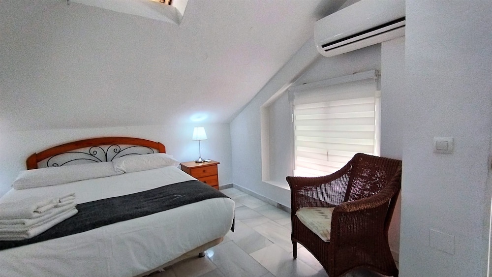 Villa Emma 4 Bedrooms F-3