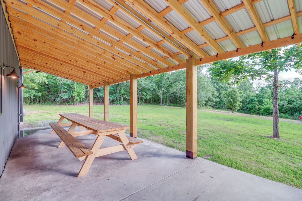 2 Mi to Buffalo River: Peaceful Family Retreat