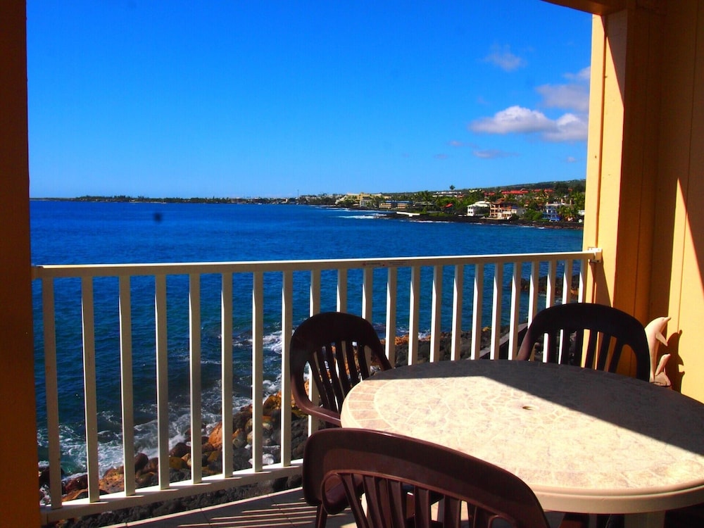 Sea Village #4210 Ocean Front Lanai! view 3