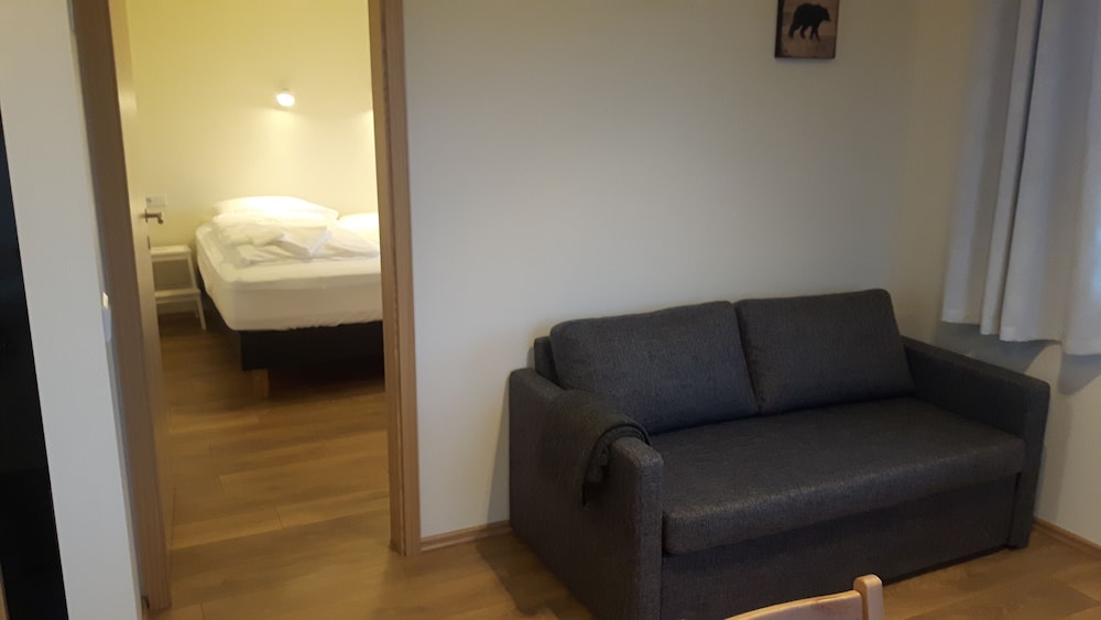 Hjartarstadir Guesthouse