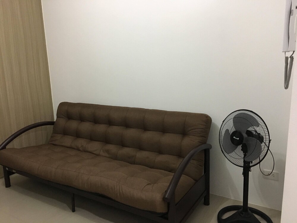 USP Suites at Shore Residences