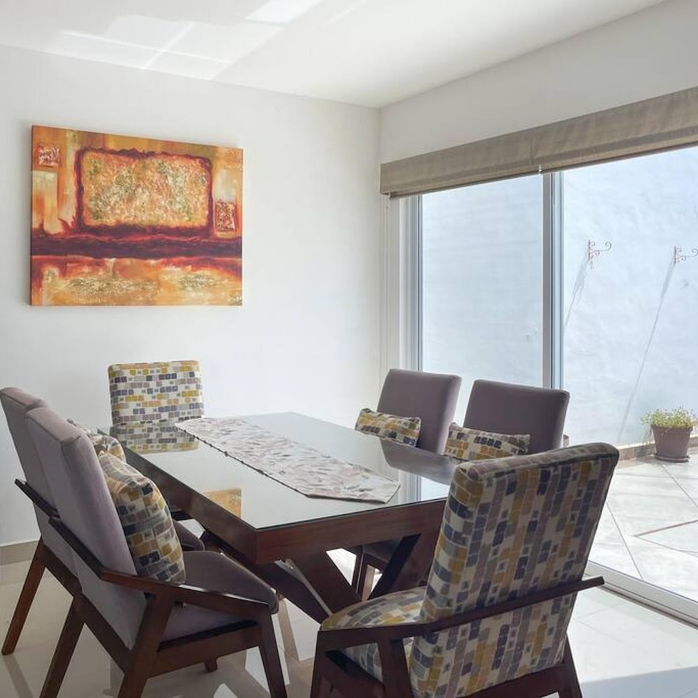 Prime Location House at Cerritos Great Price