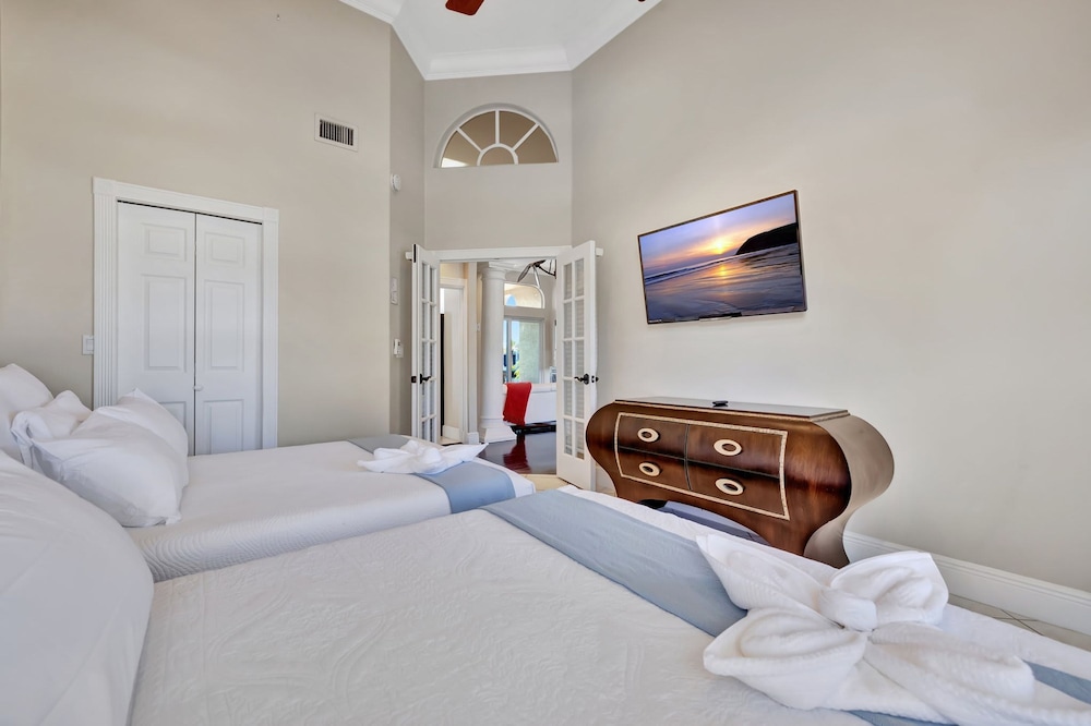 Serenity Villa in Pompano Beach