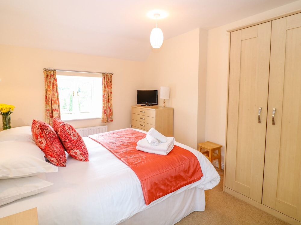 Cornflower Cottage view 2