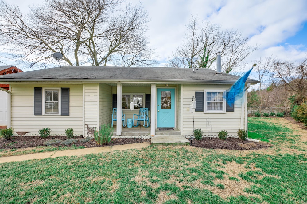 Cottage w/ Potomac River Views in Newburg! view 4