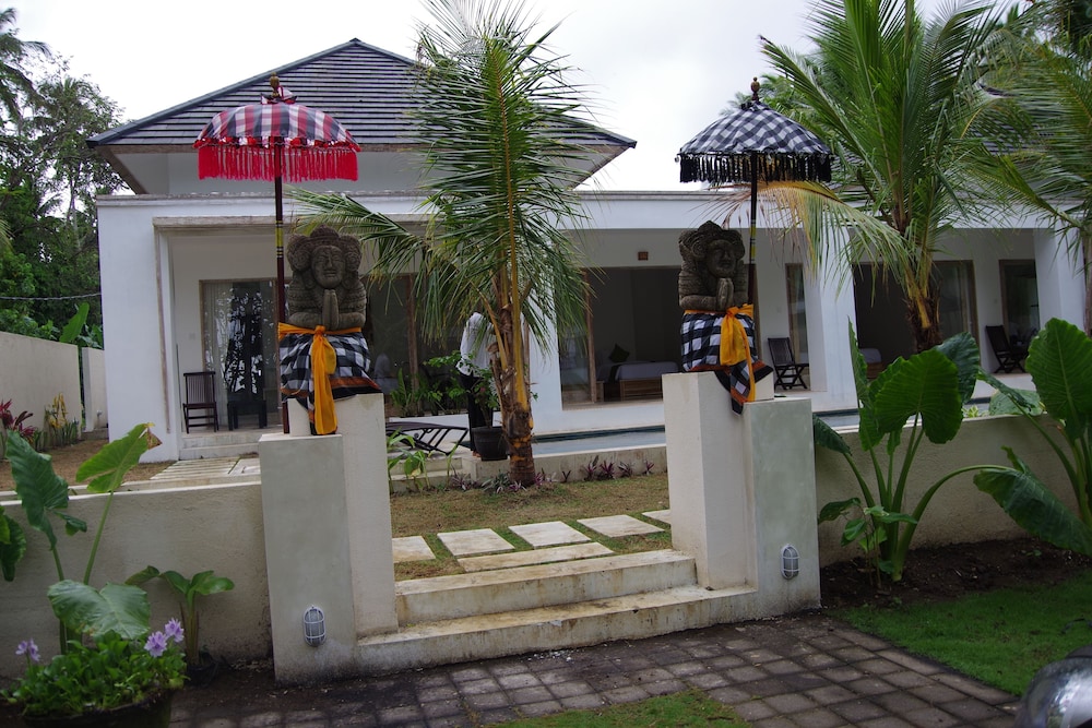 Bali Taman Sari Villa & Restaurant