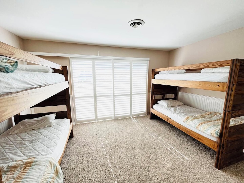 Ocean Pointe 10