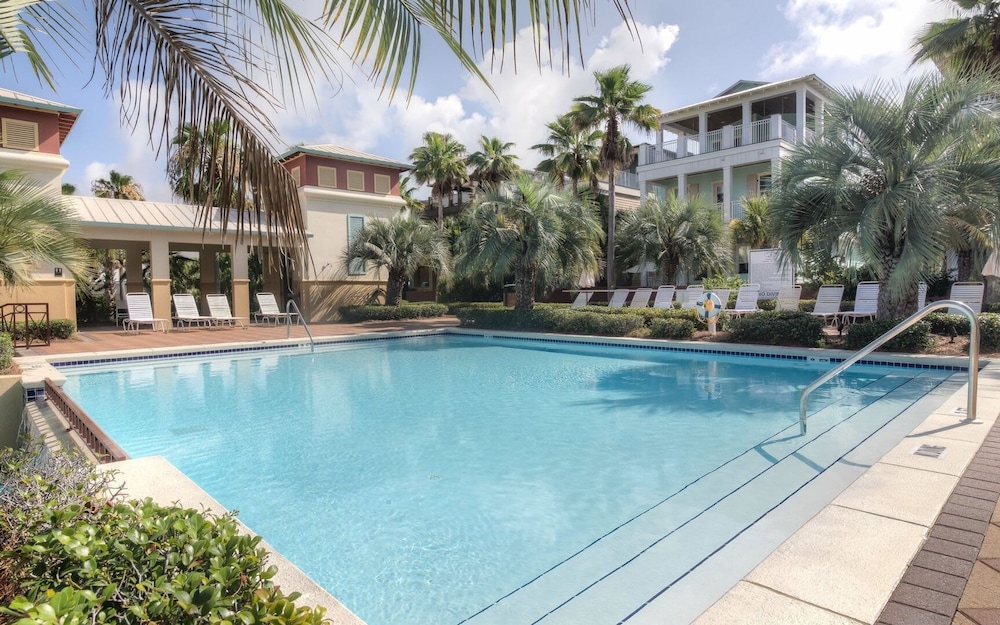 Pappou s Paradise by Avantstay Private Pool Steps to Beach Sleeps 15