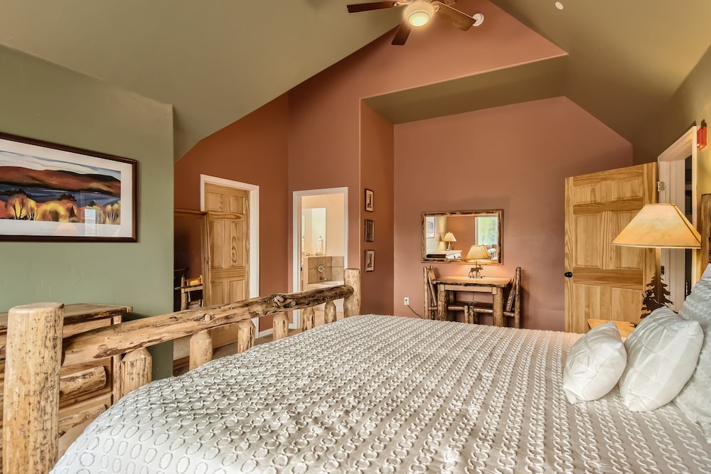 Summit County Vacations - 42 Burgundy 4br 3.5ba 4 Bedroom Townhouse by RedAwning - Property Image 28
