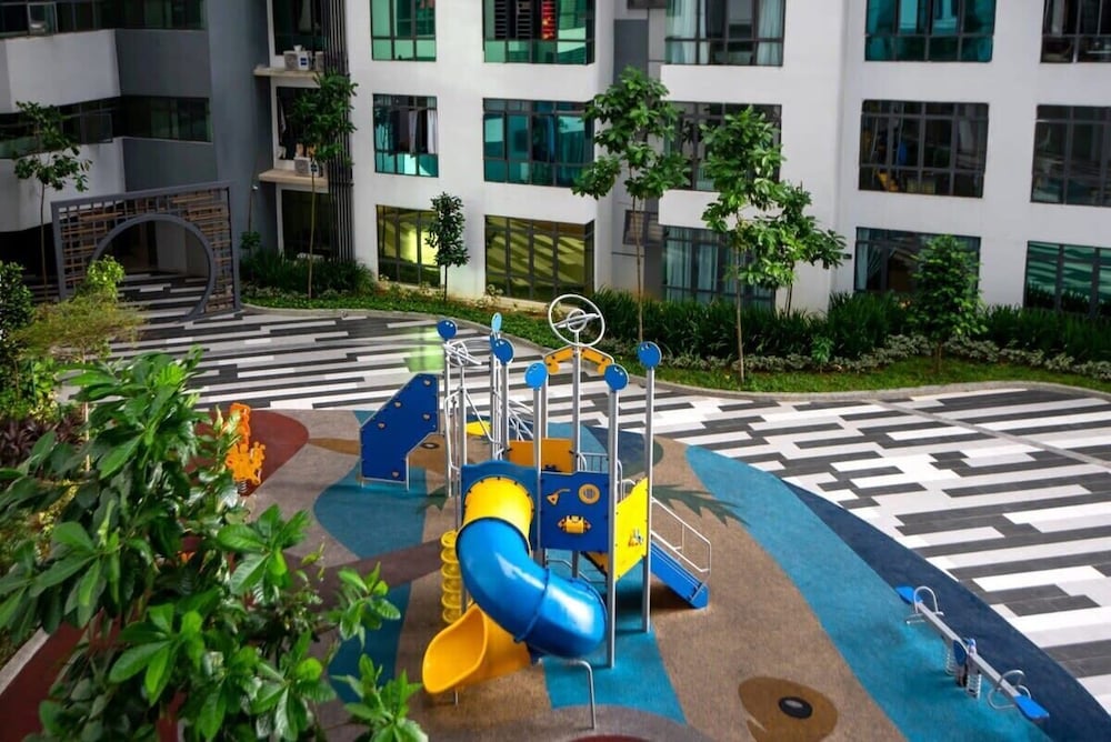 Modern & Cozy 3BR Apt ARC at Austin, Free Parking