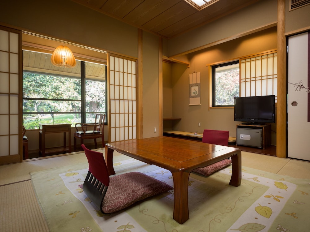 Yufuin Baien Garden Resort
