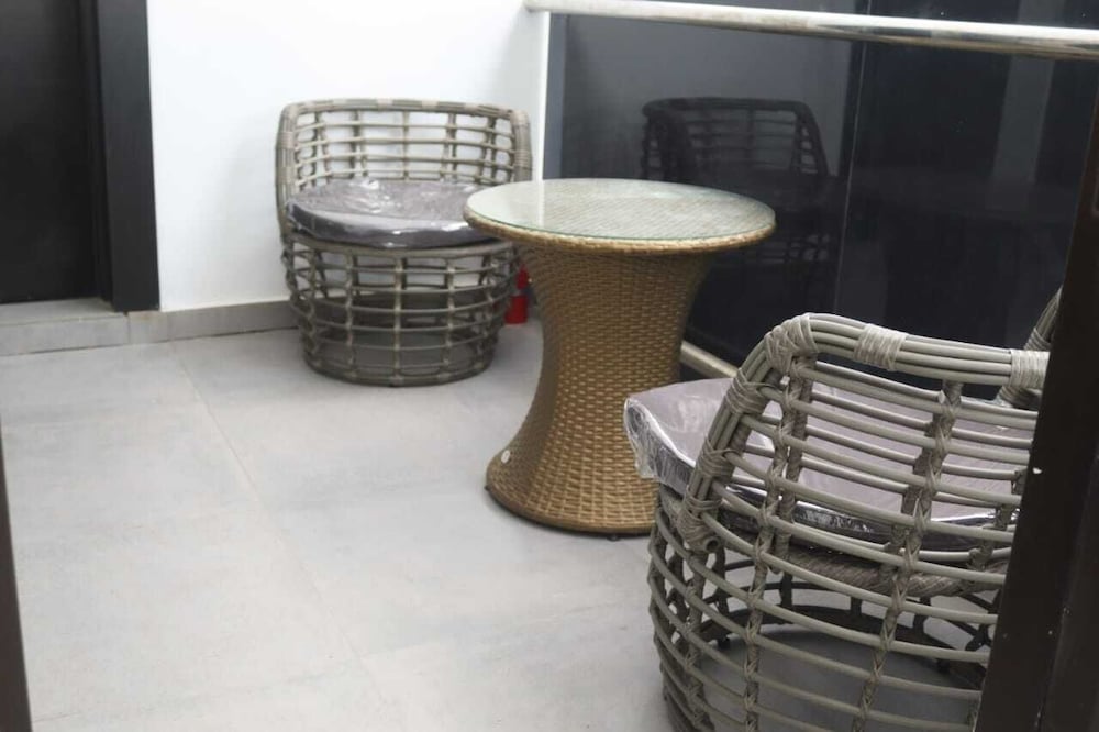 Luxurious 1 Duplex and 3 Flats Apartments, Ugbor Village RD, Benin City Nigeria
