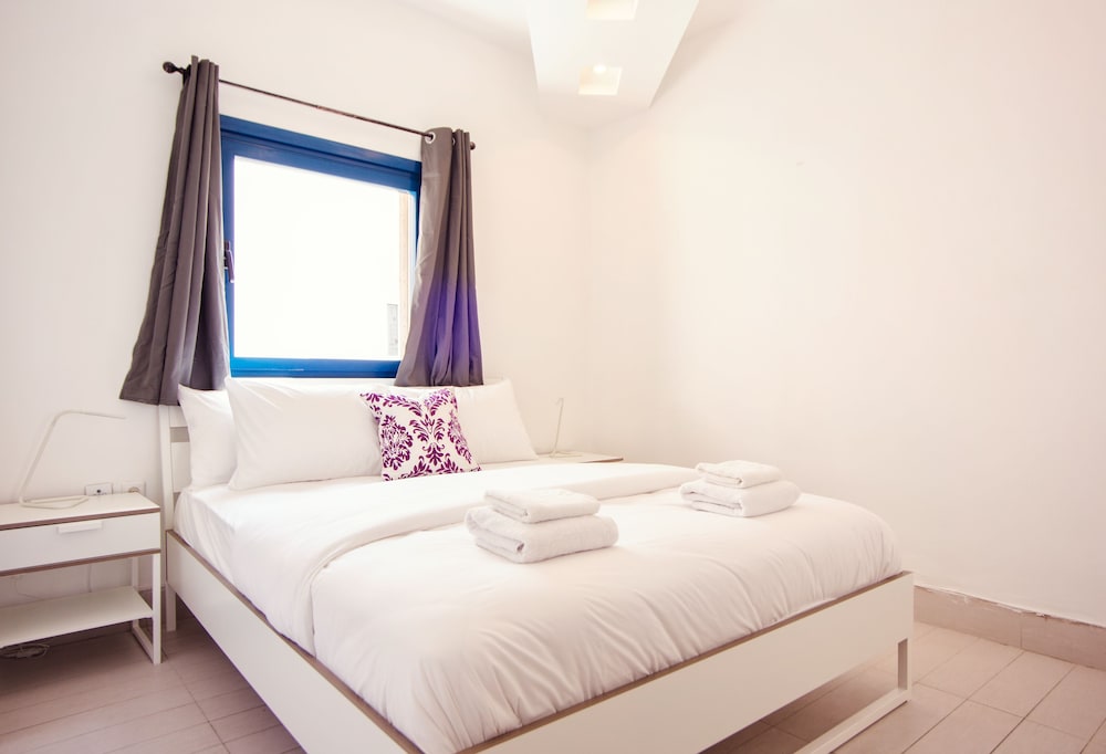 Shenkin Vilmar Apartments