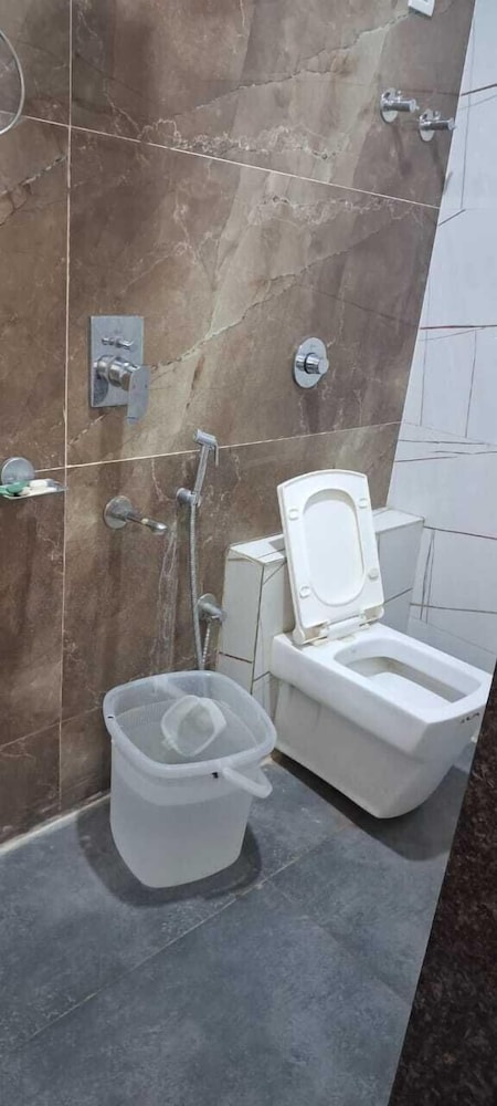 Hotel Keshav