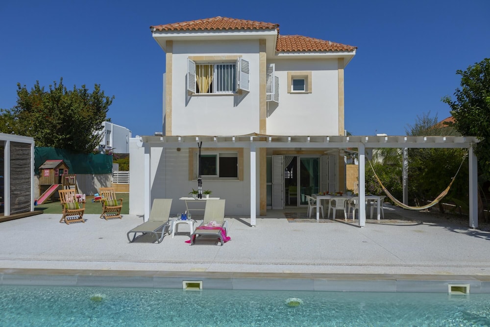 Protaras Villa Nefeli 4